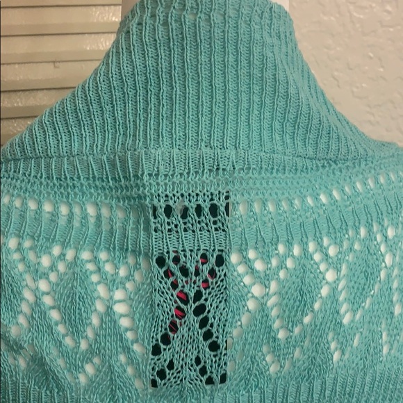 Nina lime green mesh half top - Picture 3 of 6